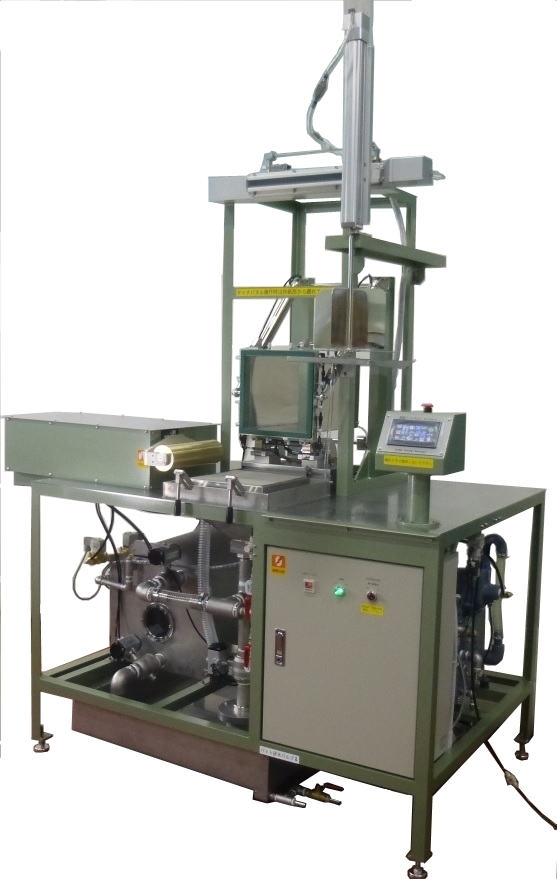 Sheet machine with white water recovery and suction devices (with automatic agitator)